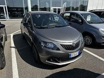 Usata Lancia Ypsilon Gold 69 CV (50 kW) 2013 Utilitaria
