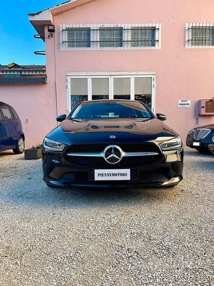 Usata Mercedes CLA180 Shooting Brake 136 CV (100 kW) 2022 Nero Station wagon
