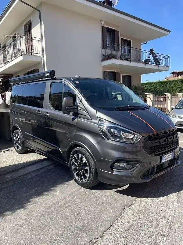 Usata Ford Tourneo Custom 252 CV (185 kW) 2020 Furgone