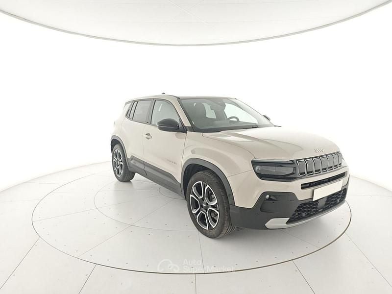 Usado Jeep Avenger Summit 101 HP (74 kW) 2025 SUV