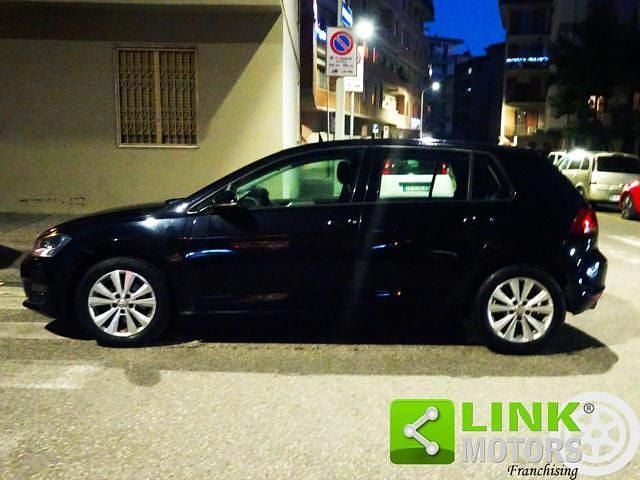 Usata VW Golf VII Highline 105 CV (77 kW) 2013 Nero