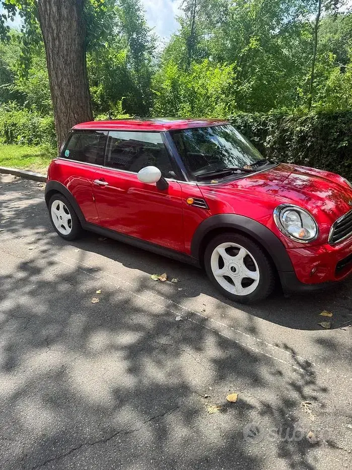 Usata Mini Cooper 75 CV (55 kW) 2014 Rosso Utilitaria