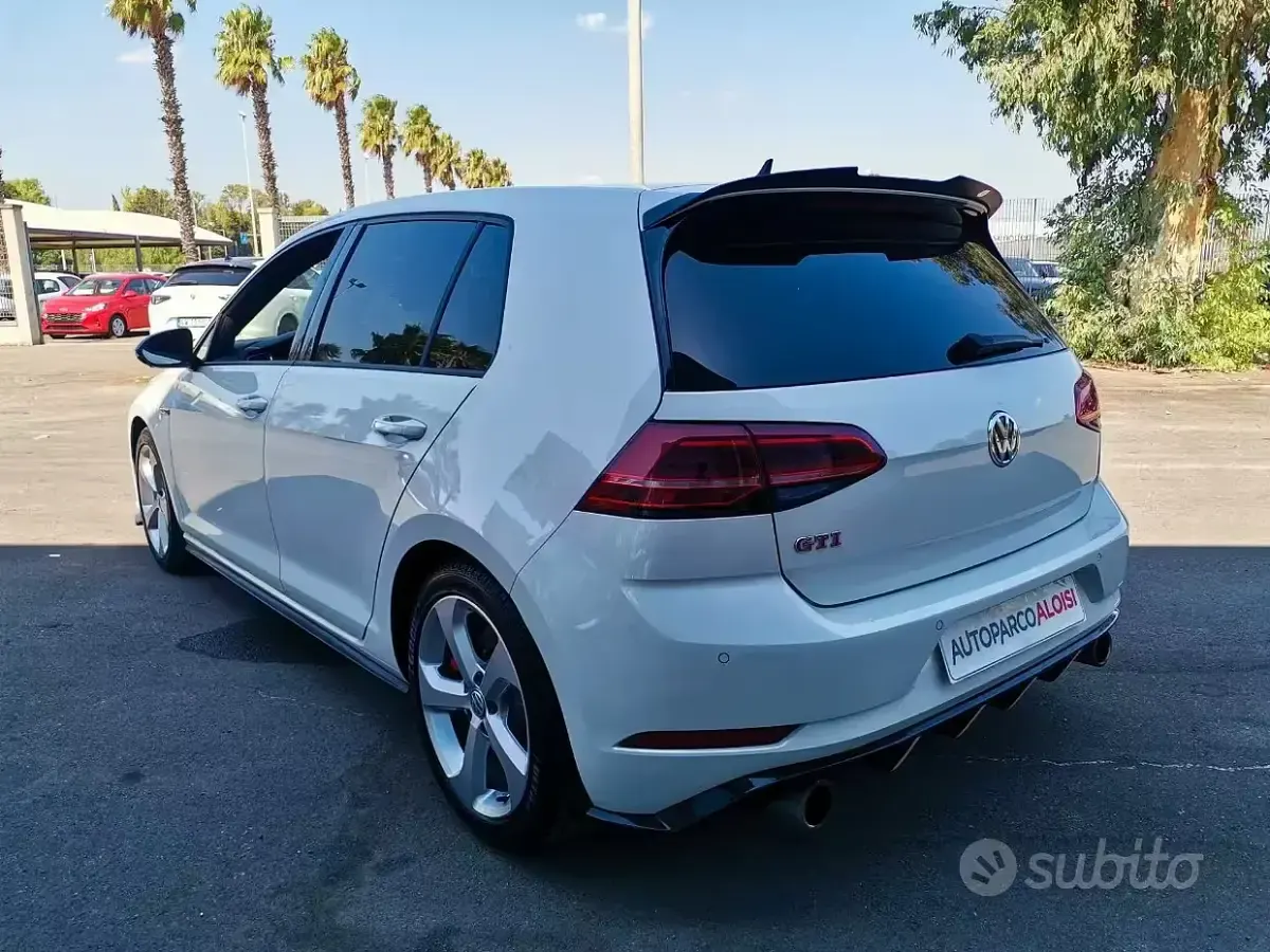 Usata VW Golf VII GTI 245 CV (180 kW) 2020 Bianco Berlina