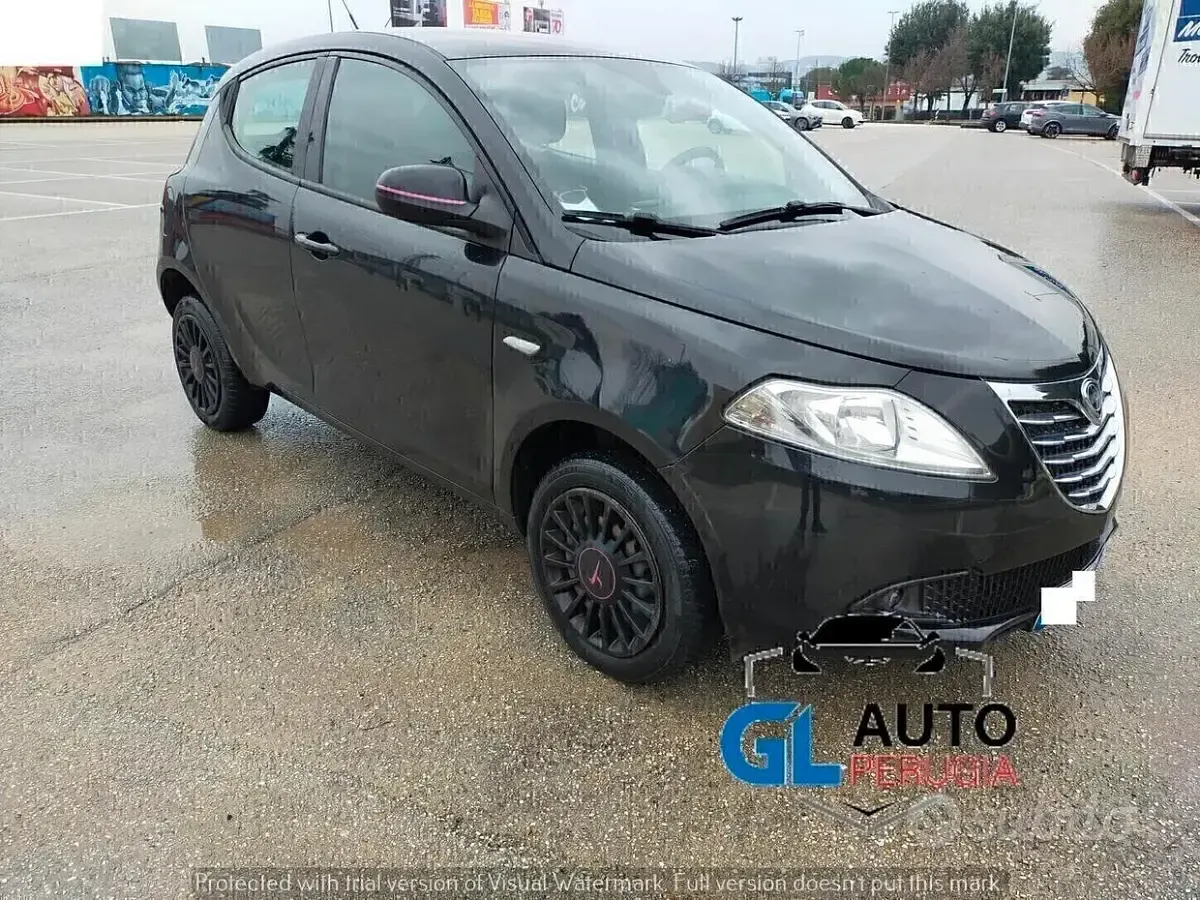 Usata Lancia Ypsilon 80 CV (58 kW) 2014 Utilitaria