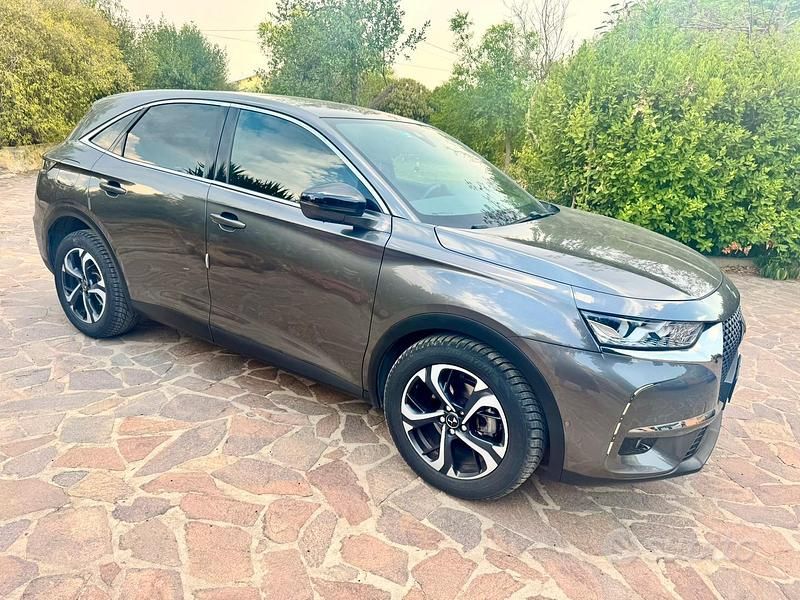 Grigio Usata 2019 DS Automobiles DS7 Crossback Business SUV | 23.000 € (Buon prezzo) - Immagine 1/4