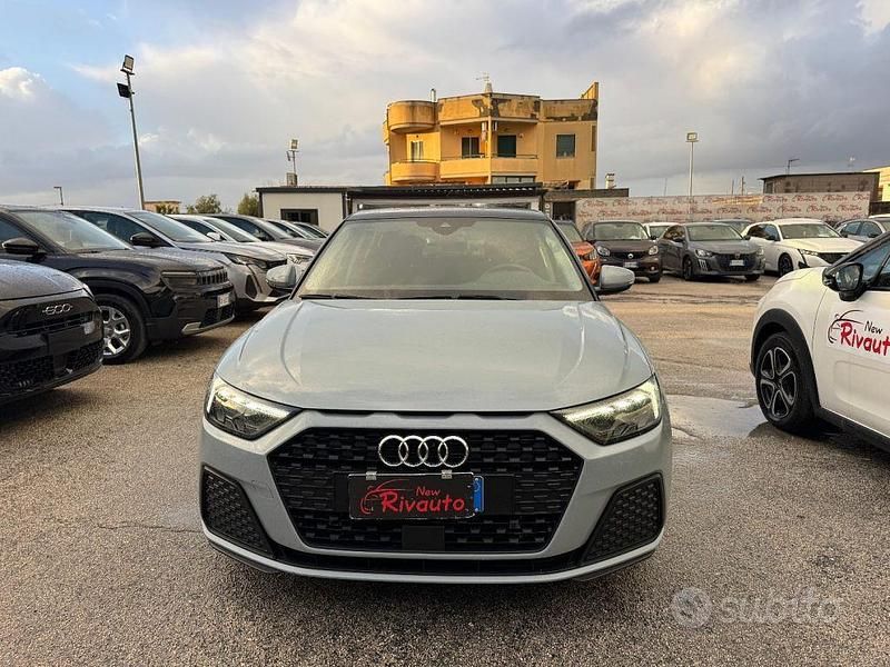 Usata Audi A1 Admired 110 CV (80 kW) 2023 Grigio SUV