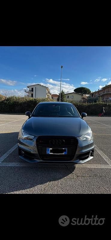 Usata 2012 Audi A1 Ambition Due volumi | 12.000 € (Molto cara) - Immagine 1/4