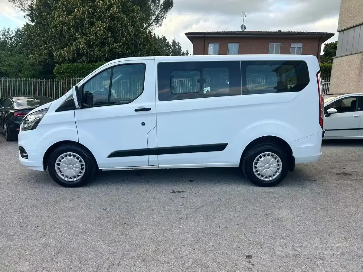 Usata Ford Transit Custom 131 CV (96 kW) 2019 Bianco Monovolume