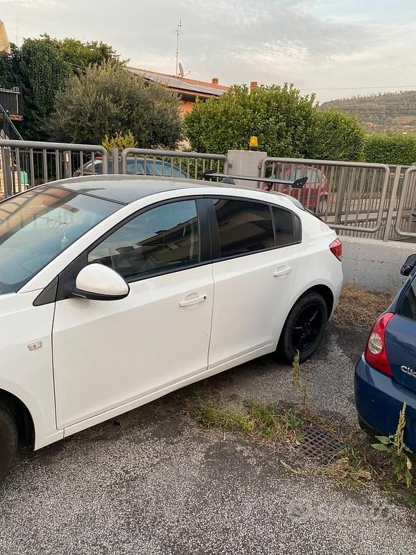 Usata Chevrolet Cruze 124 CV (91 kW) 2011 Berlina