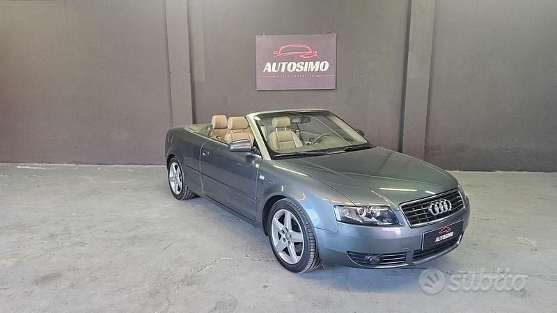 Usata Audi A4 Cabriolet 163 CV (119 kW) 2005 Grigio Cabrio