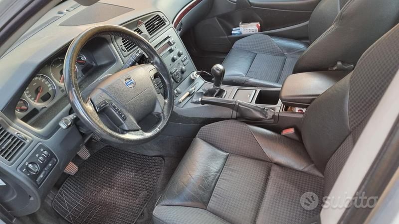 Usata Volvo V70 2004 Station wagon