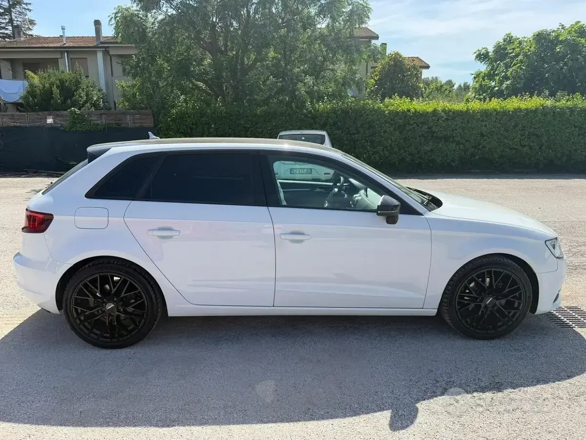 Usata Audi A3 110 CV (80 kW) 2015 Bianco Berlina