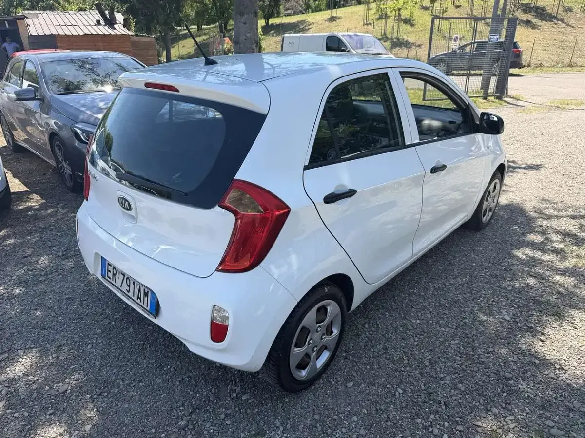 Usata Kia Picanto 69 CV (50 kW) 2013 Other Utilitaria