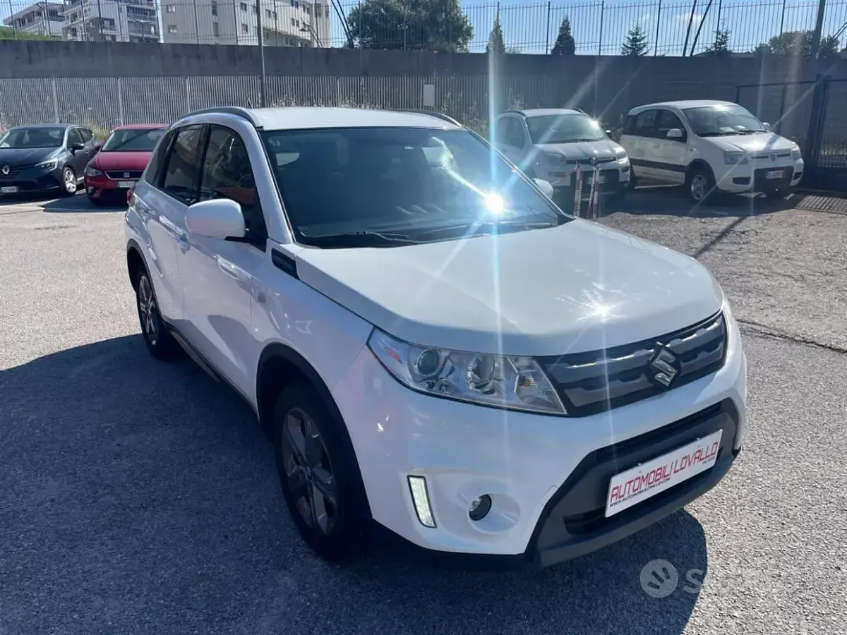 Usata Suzuki Vitara 120 CV (88 kW) 2016 Bianco SUV