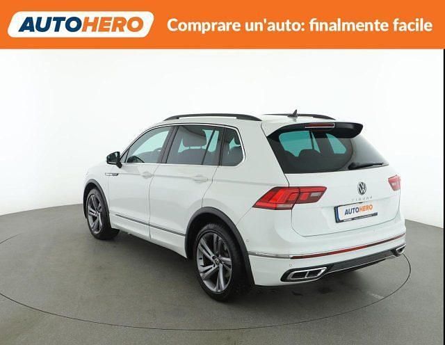 Usata VW Tiguan R-line 149 CV (109 kW) 2022 Bianco SUV