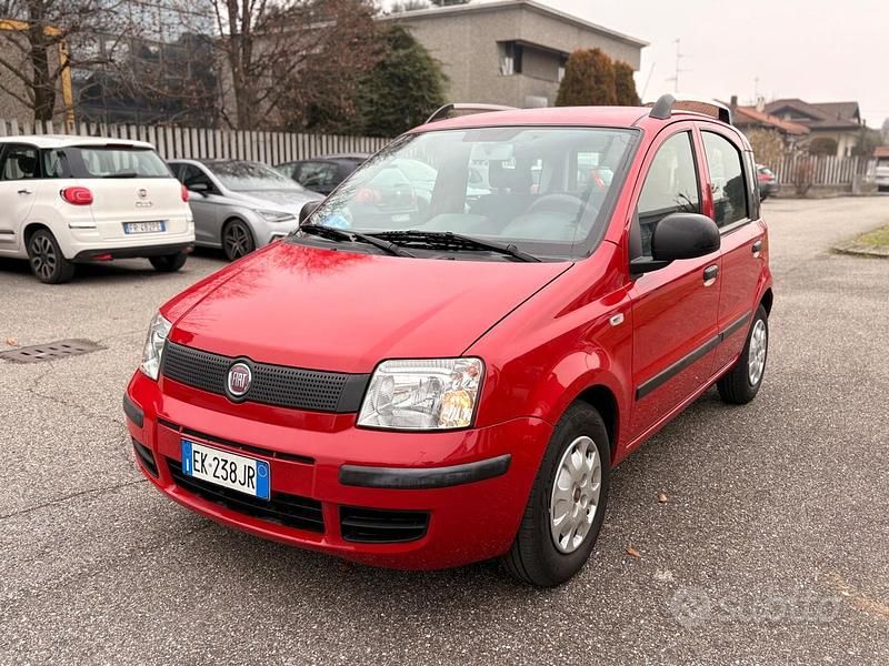 Usata Fiat Panda Emotion 69 CV (50 kW) 2011 Rosso Berlina