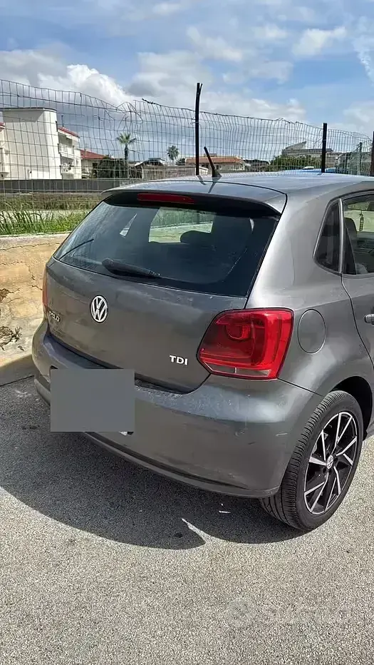 Usata VW Polo Comfortline 90 CV (66 kW) 2010 Grigio Utilitaria