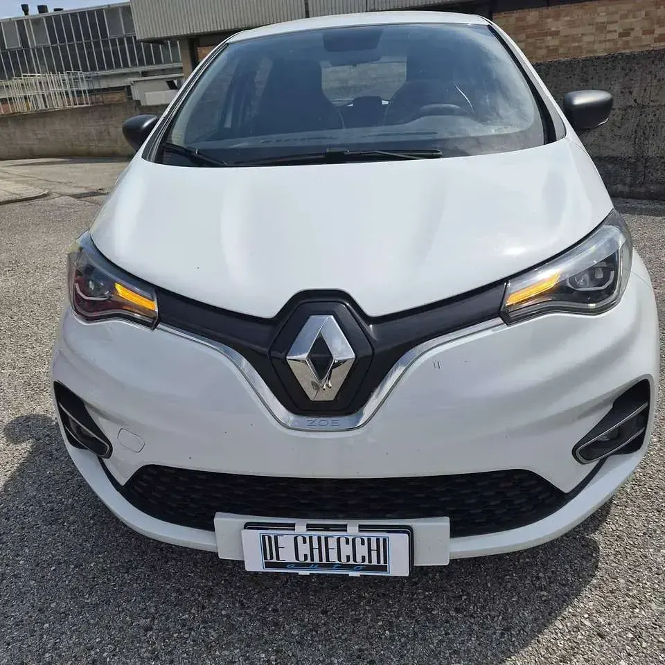 Usata Renault Zoe Life 50 kW (69 CV) 2021 Bianco Utilitaria