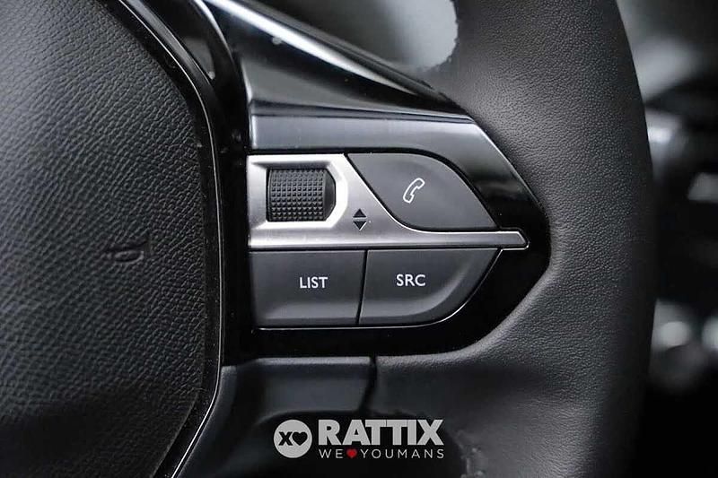 Usata Peugeot 2008 Allure 101 CV (74 kW) 2025 Nero perla SUV