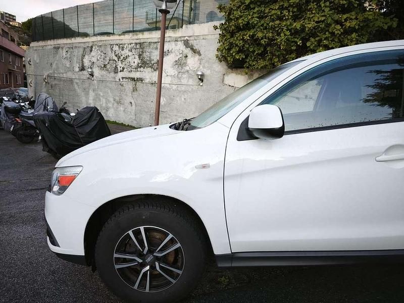 Usata Mitsubishi ASX Instyle 88 CV (64 kW) 2018 SUV