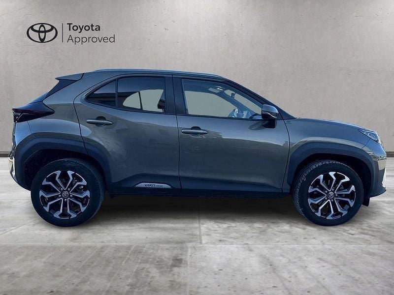 Usata Toyota Yaris Cross Trend 116 CV (85 kW) 2022 Bronzo SUV