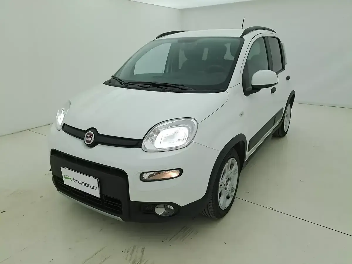 Usata Fiat Panda City Life 70 CV (51 kW) 2023 Biancobianco Utilitaria