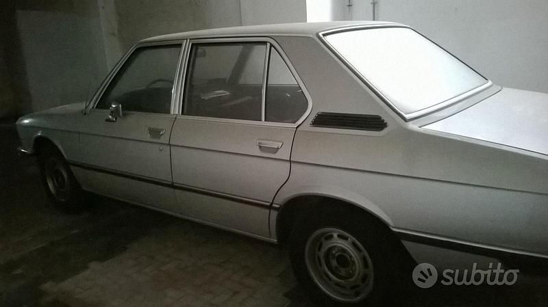 Usata BMW 520 1970 Grigio Berlina