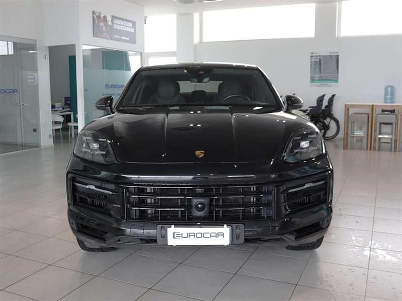 Usata Porsche Cayenne Coupe 305 CV (224 kW) 2024 Nero / black Coupé