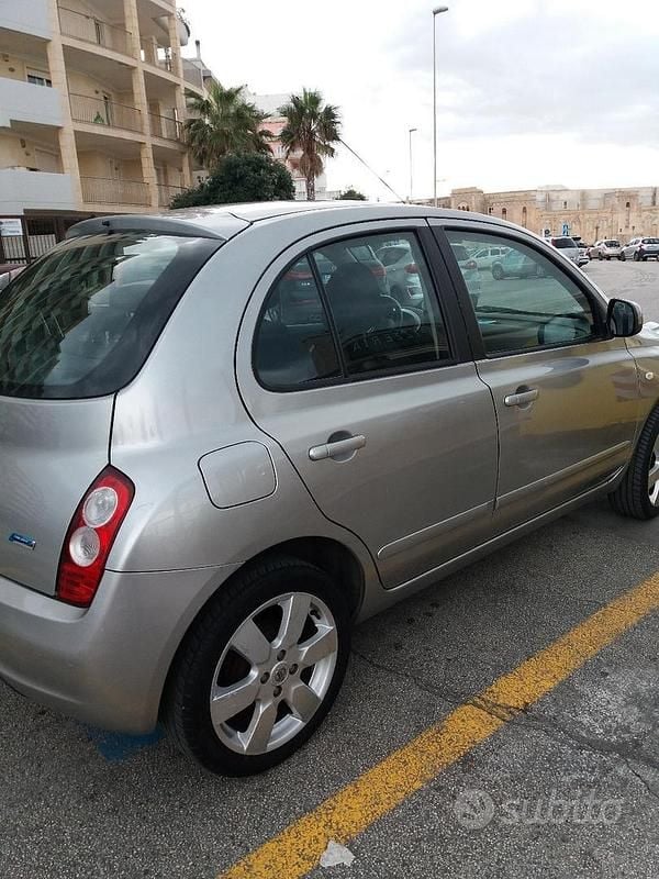Usata Nissan Micra Acenta 80 CV (58 kW) 2010 Grigio Utilitaria