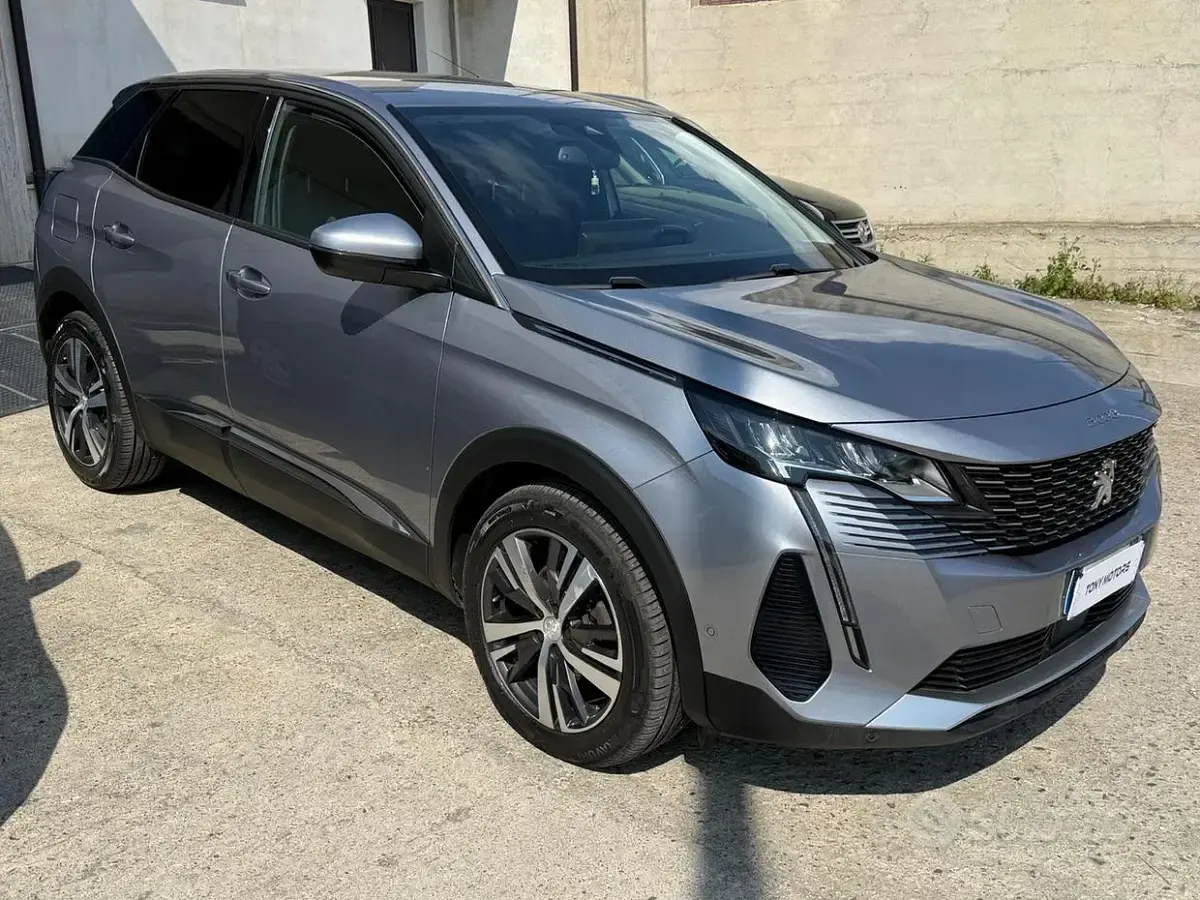 Usata Peugeot 3008 Allure 131 CV (96 kW) 2021 Grigio SUV