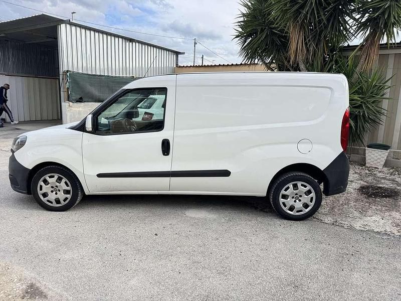 Usata Fiat Doblò Active 105 CV (77 kW) 2019 Monovolume