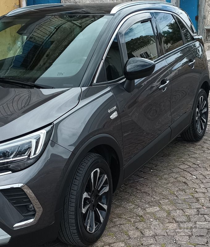 Usata Opel Crossland Elegance 110 CV (80 kW) 2022 Grigio SUV