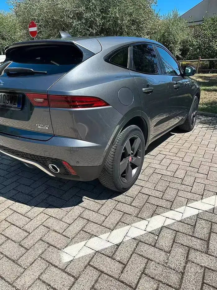 Usata Jaguar E-Pace S 150 CV (110 kW) 2019 Grigio SUV