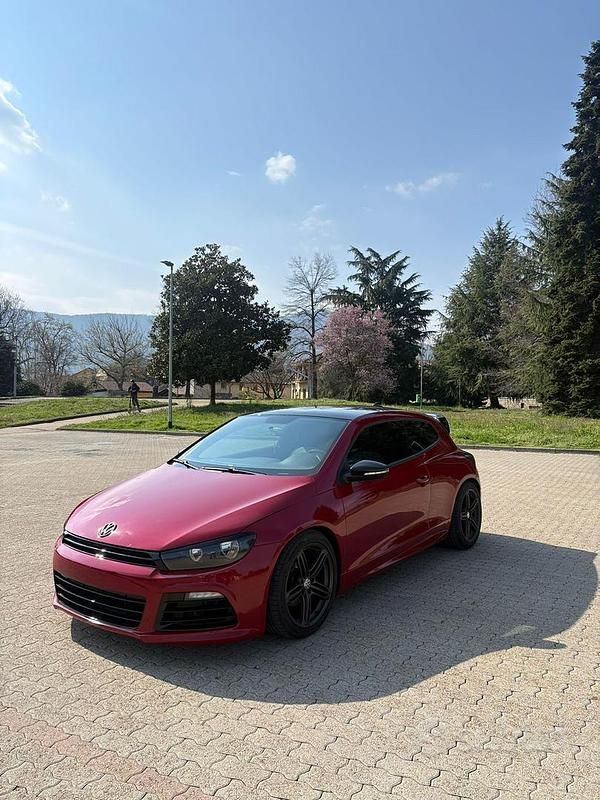 Usata VW Scirocco R-line 122 CV (89 kW) 2011 Rosso Coupé