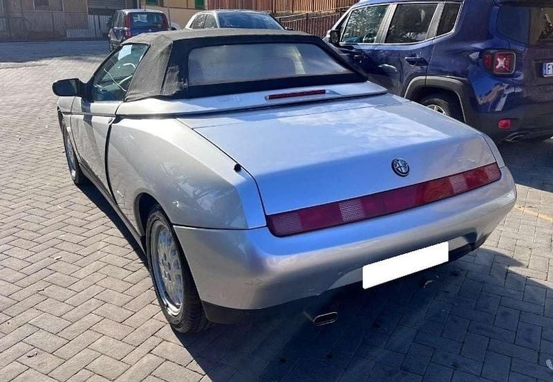 Usata Alfa Romeo Spider Lusso 150 CV (110 kW) 1997 Grigio Cabrio