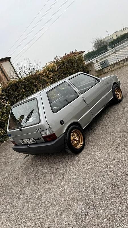 Occasion Fiat Uno 45 ch (33 kW) 1988 Gris Citadine