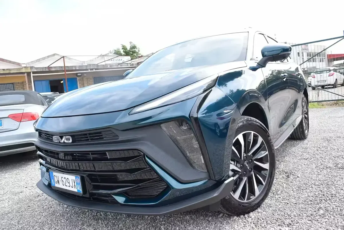 Usata EVO Evo 6 167 CV (122 kW) 2024 Verde SUV