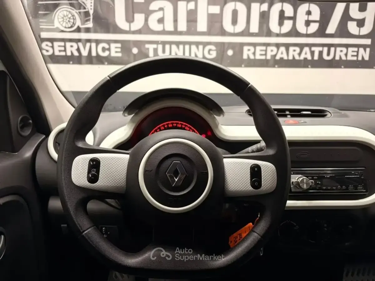 Usado Renault Twingo SE 65 CV (47 kW) 2019 Blanco Utilitario