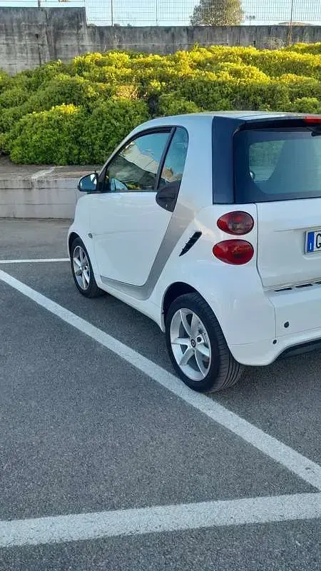 Usata Smart ForTwo Coupé Pulse 84 CV (61 kW) 2007 Bianco Coupé