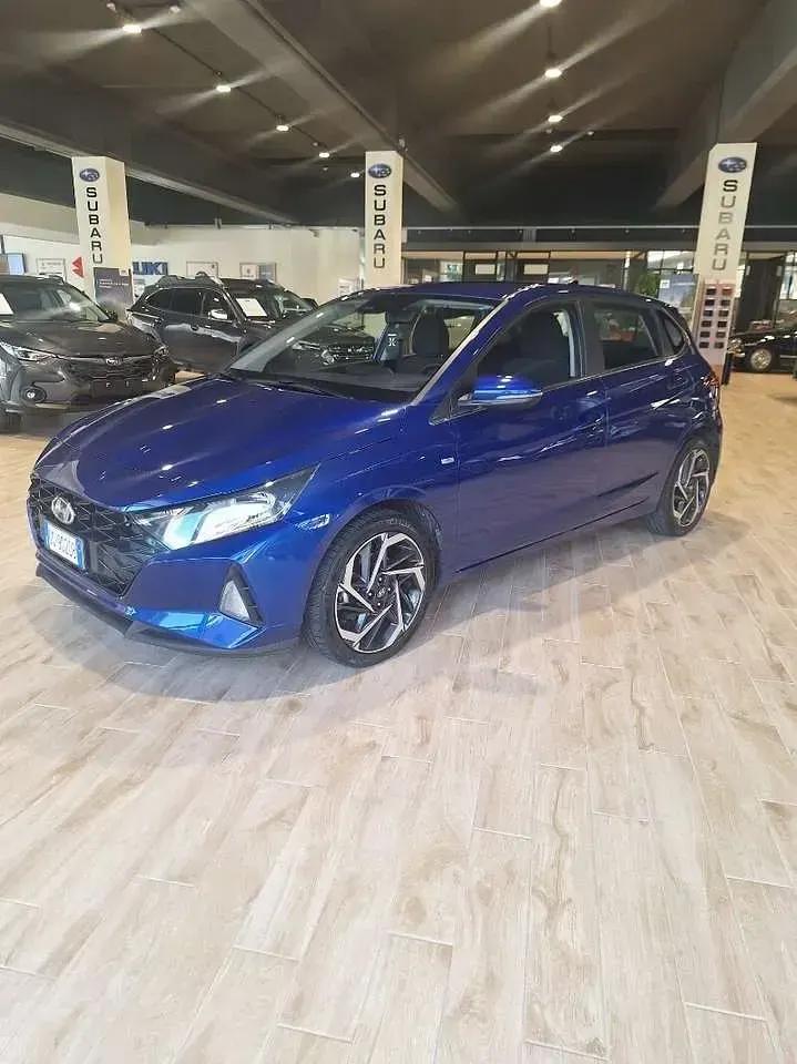 Usata Hyundai i20 99 CV (72 kW) 2021 Blu/azzurro Utilitaria