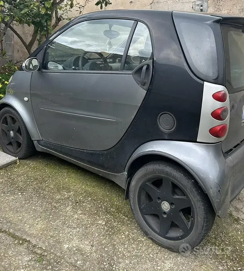 Begagnad Smart ForFour 2001 Halvkombi