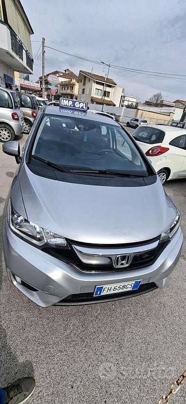 Usata Honda Jazz 102 CV (75 kW) 2017 Utilitaria
