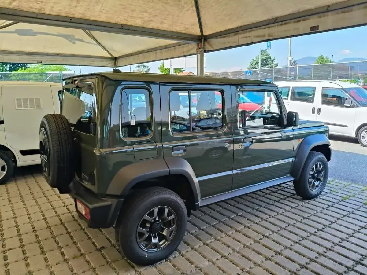 Nuova Suzuki Jimny GLX 102 CV (75 kW) 2026 Verde SUV