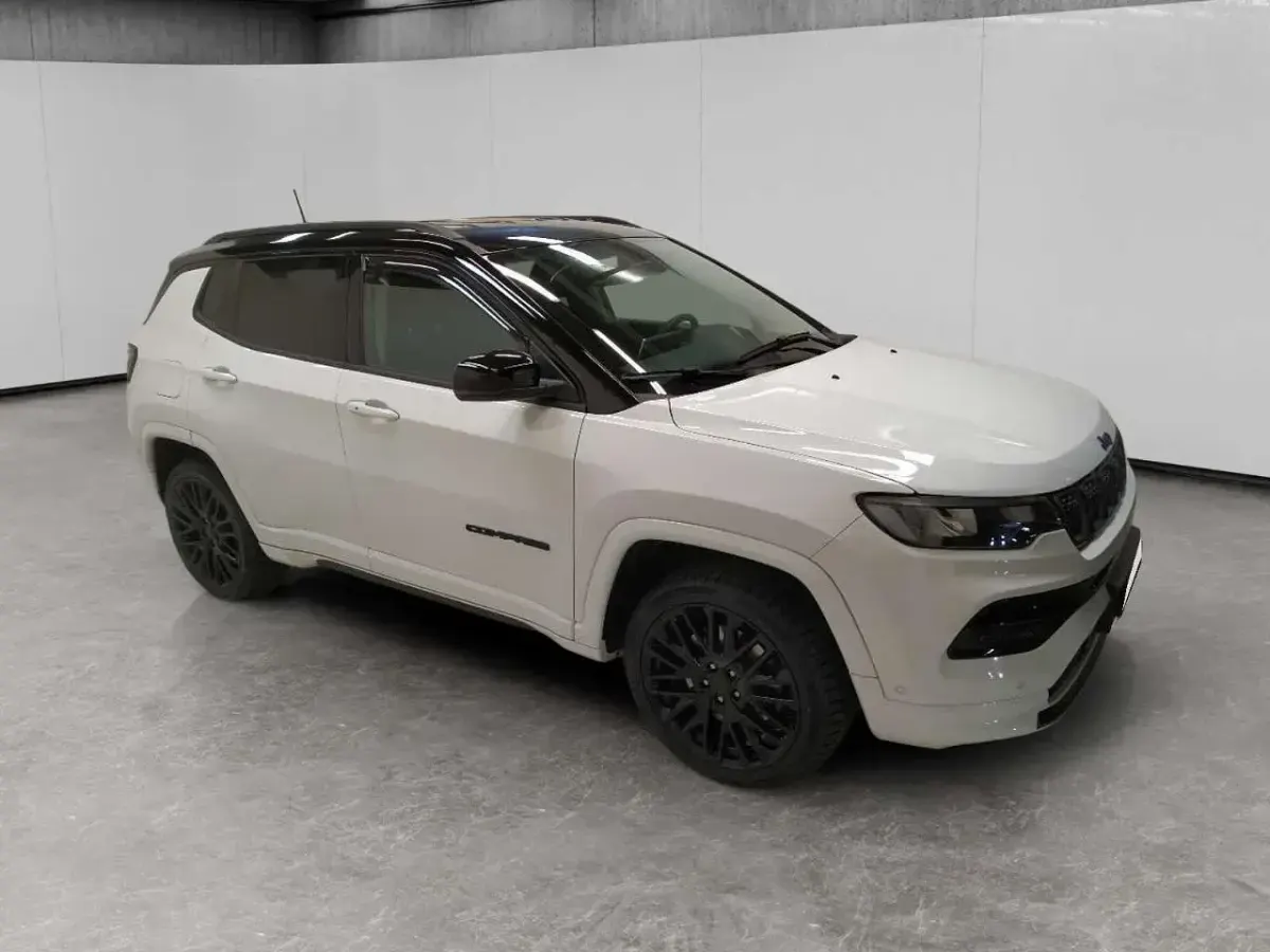 Usata Jeep Compass 241 CV (177 kW) 2022 Bianco SUV