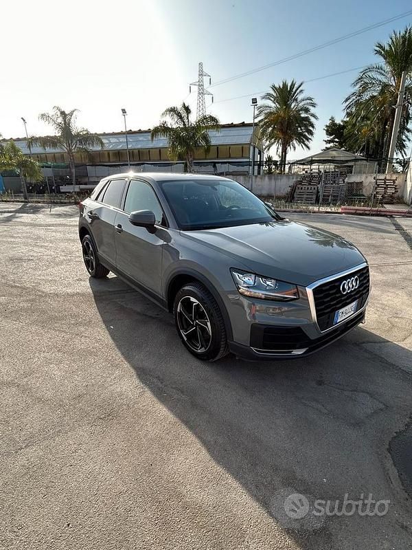 Usata Audi Q2 116 CV (85 kW) 2018 Grigio SUV