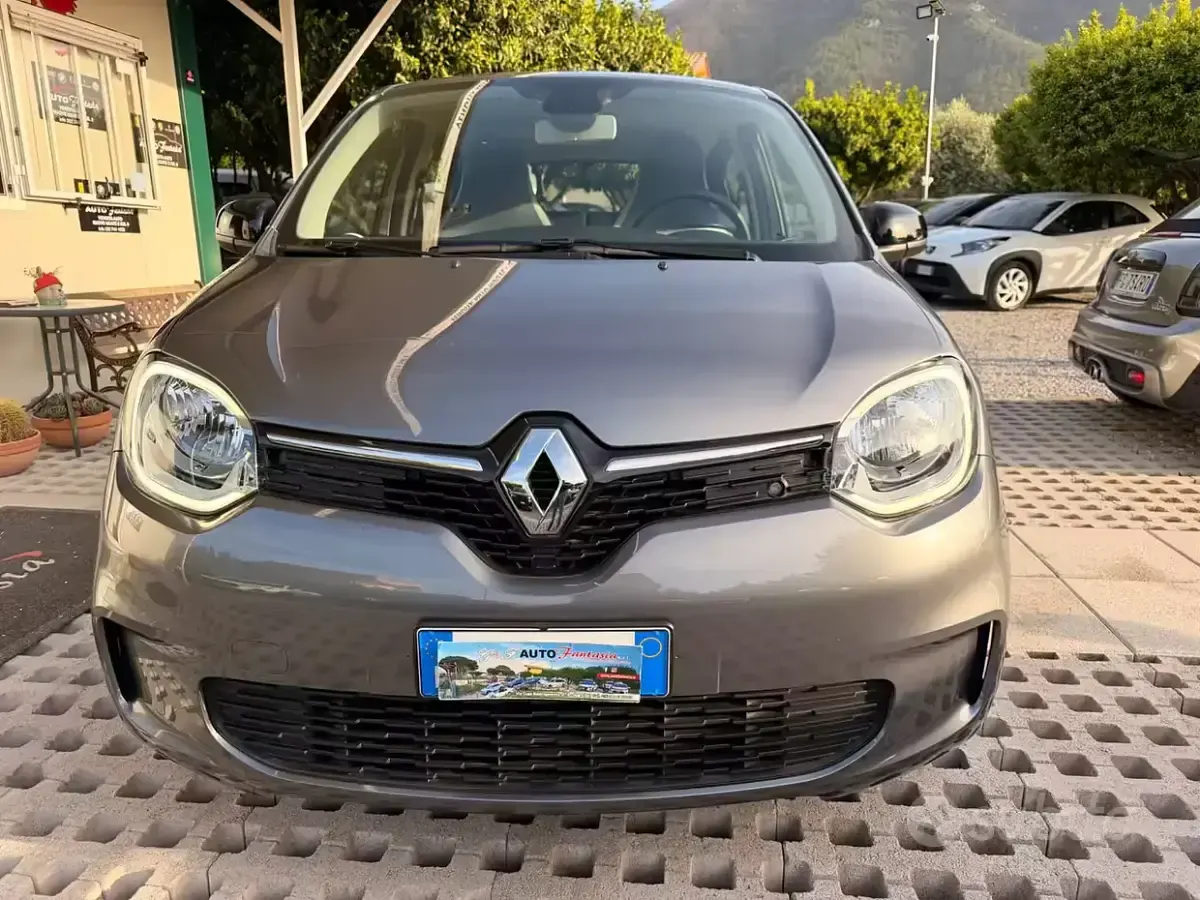 Gebraucht Renault Twingo 30 kW (42 PS) 2023 Grau Kleinwagen