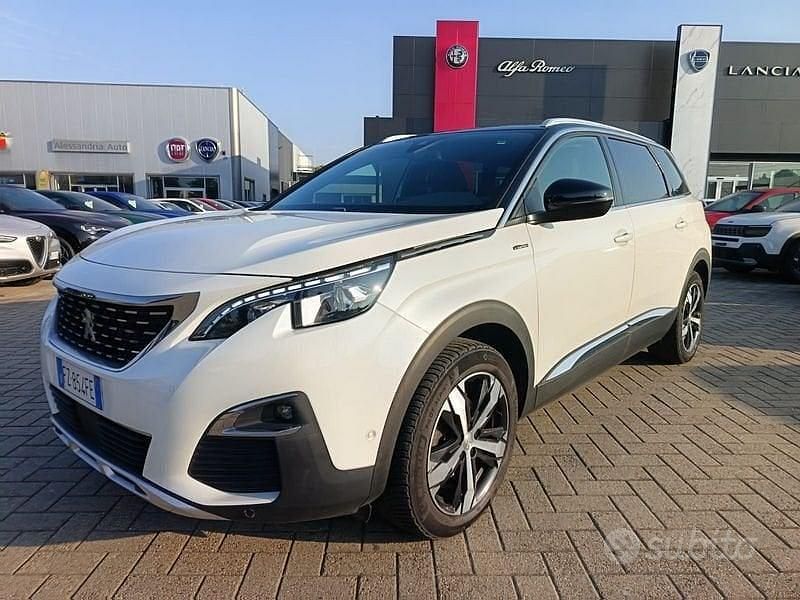 Usata Peugeot 5008 GT-line 131 CV (96 kW) 2019 Beige Berlina