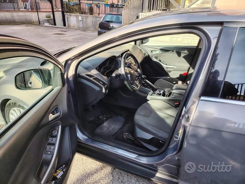 Usata Ford Focus Titanium 116 CV (85 kW) 2011 Berlina