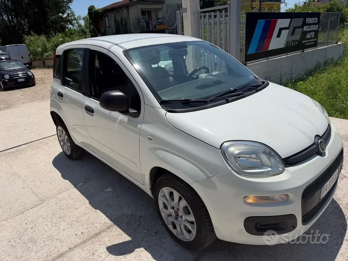 Usata Fiat Panda 80 CV (58 kW) 2015 Bianco Utilitaria