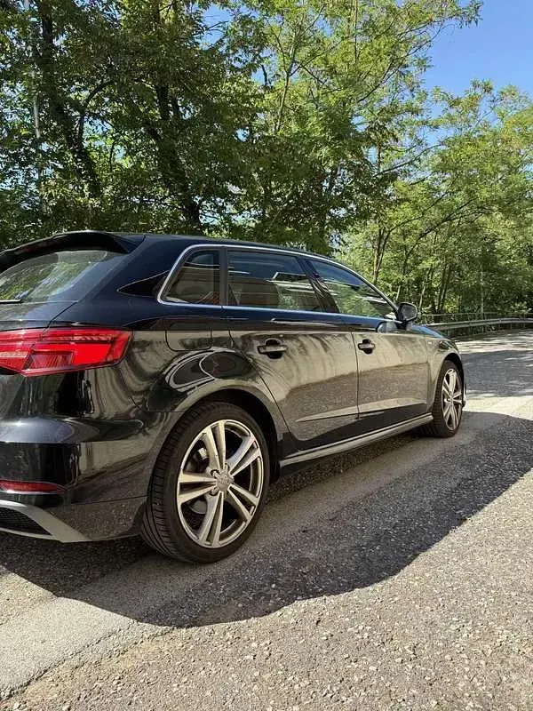 Usata Audi A3 Admired 116 CV (85 kW) 2019 Berlina